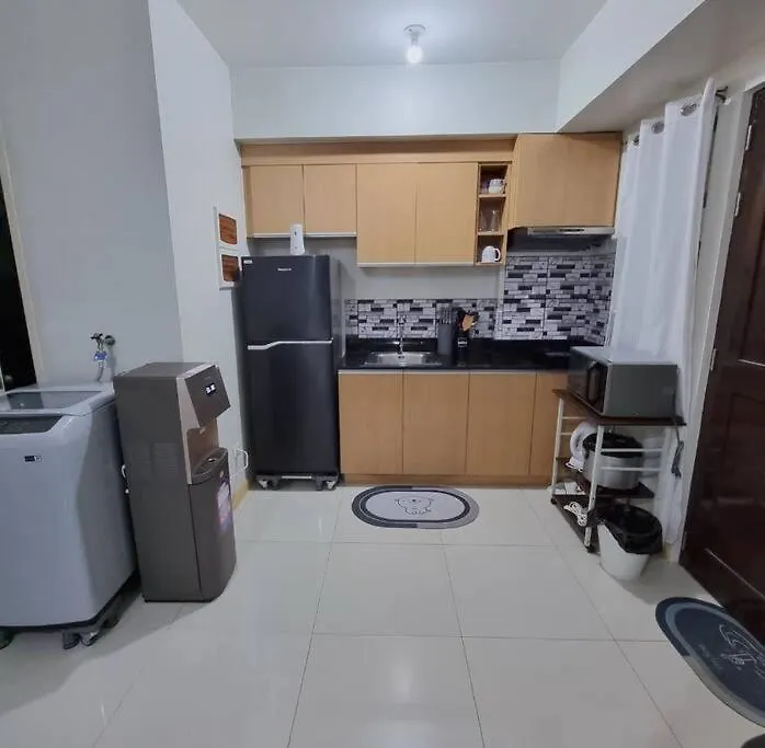 2Br Condo Unit With Washer, Inet, Desk Space, Ground Floor Davao City