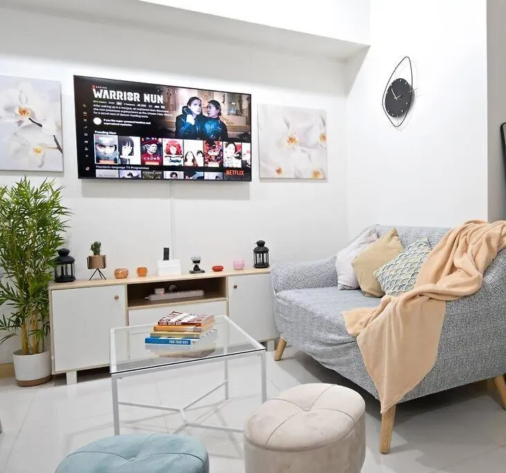 Lägenhet 2Br Condo Unit With Washer, Inet, Desk Space, Ground Floor Davao City